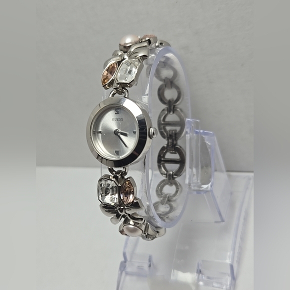 Womens Guess Pink Marquise Crystal Pearls Bows Silver Bracelet Watch New Battery - Picture 2 of 10